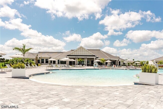 Building Photo - 6034 National Blvd