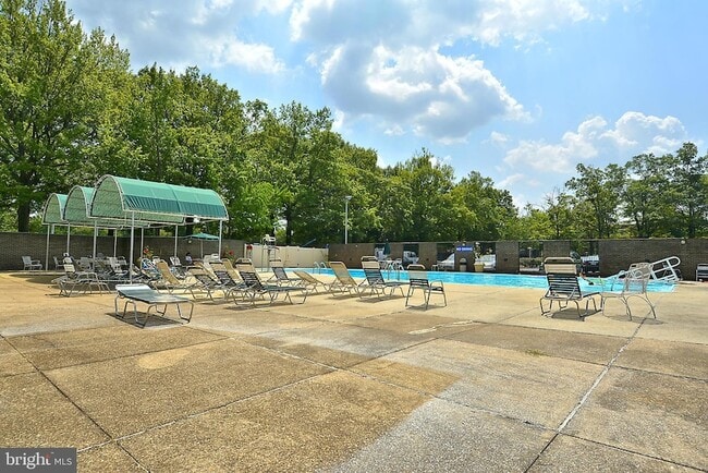 Building Photo - 1301 Delaware Ave SW