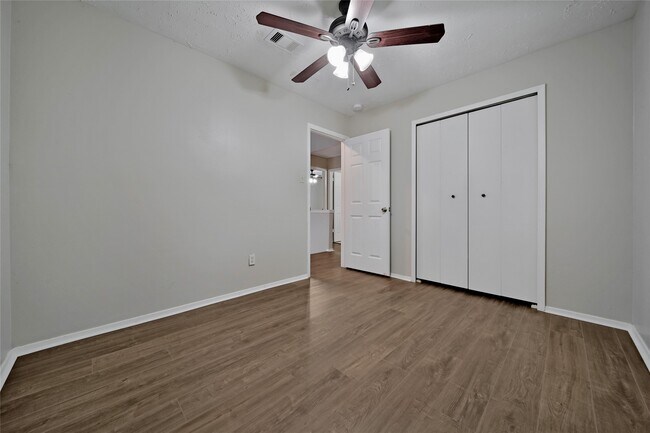 Building Photo - 89 S Waxberry Rd