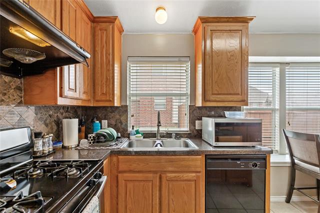 Building Photo - 5600 Buckskin Dr