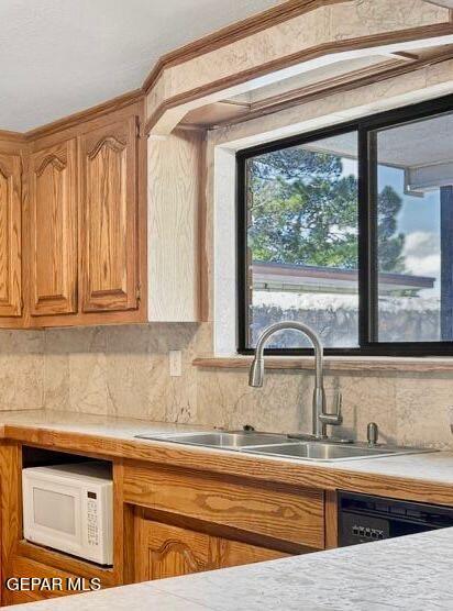 Building Photo - 2153 Trawood Dr