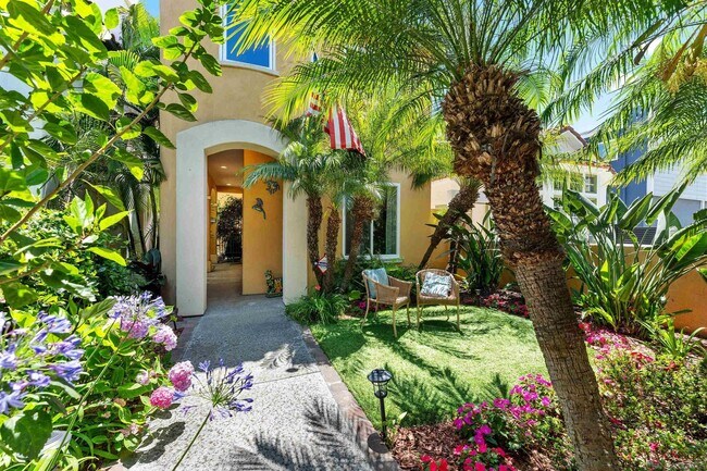 Building Photo - 4 Bedroom Village Home Close to the Bay