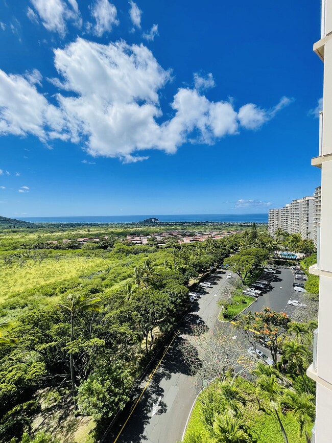 Building Photo - 770-770 Kili Dr