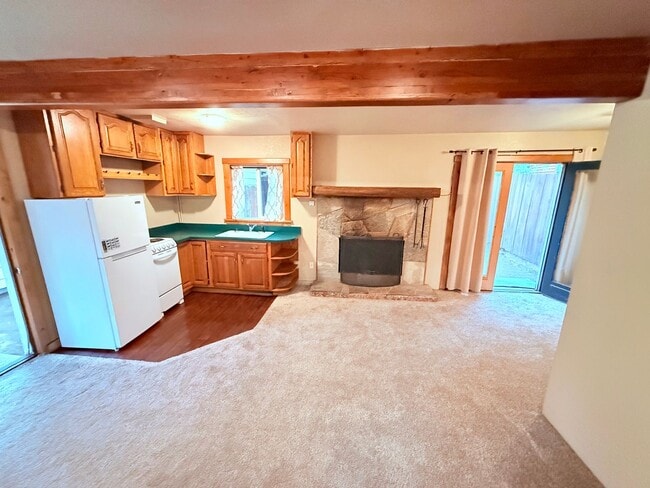 Building Photo - Studio cabin for rent in South Lake Tahoe
