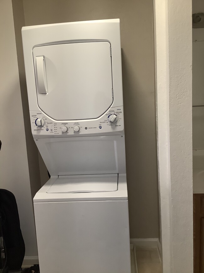 Washer and dryer in unit - 260 Industrial Pky