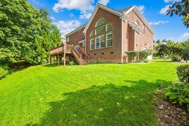 Building Photo - 8100 Morehouse Dr