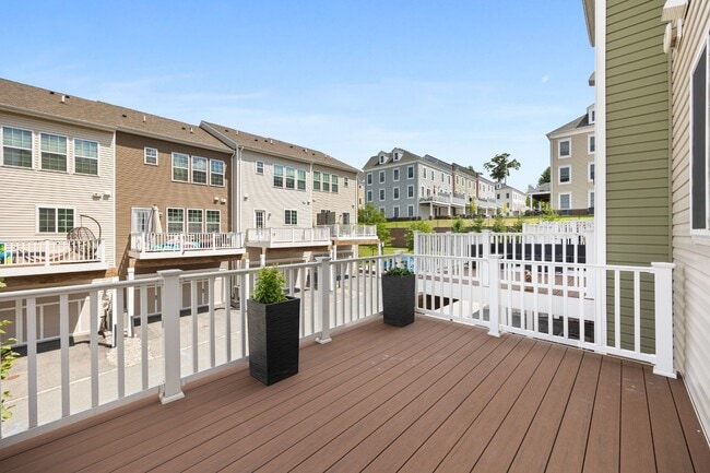 Building Photo - 84 Truman Dr