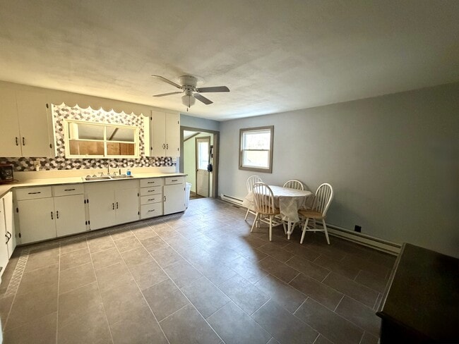 Building Photo - 16 Ogden Rd