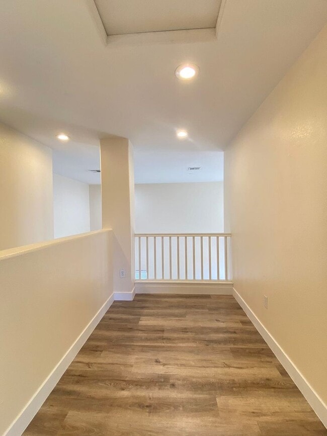 Building Photo - 9267 Glen Malone Ct