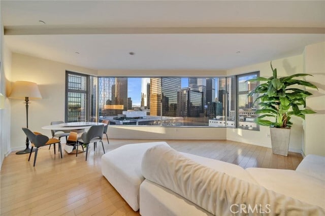 Building Photo - 801 S Grand Ave