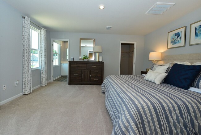 Building Photo - Model Home!