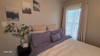 Building Photo - 2005 Mt Vernon Rd