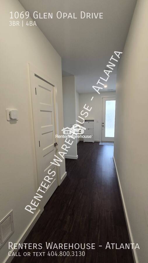 Building Photo - 1069 Glen Opal Dr