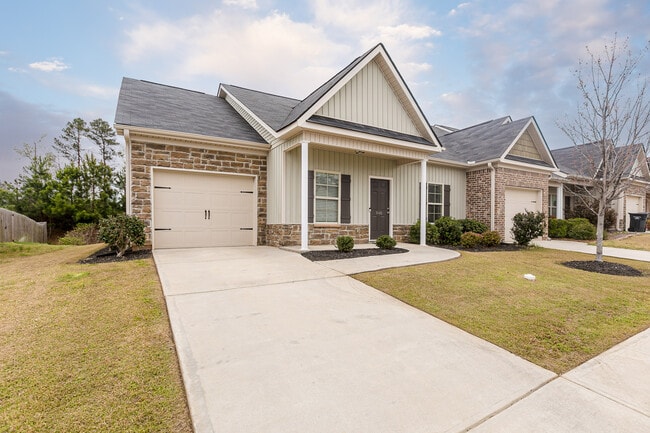 Building Photo - 948 Erika Ln