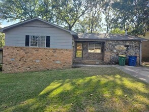 Building Photo - 5505 Crescent Dr