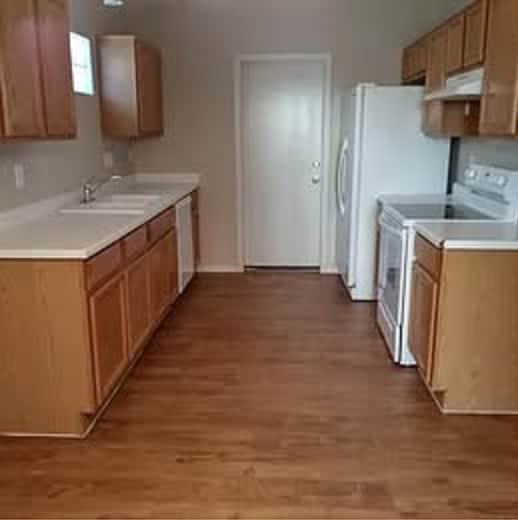 Building Photo - 8628 E Nopal Ave