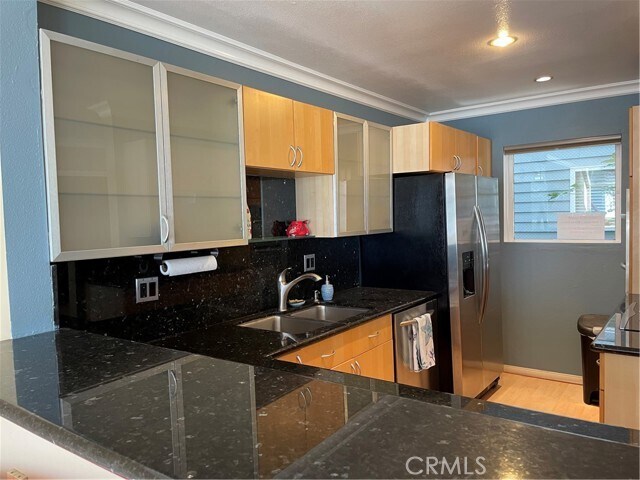 Building Photo - 250 The Village