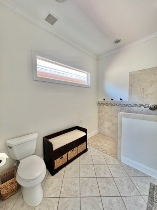 Building Photo - 4321 Sunset Beach Blvd