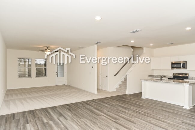 Building Photo - 169 Snowdrop Ave