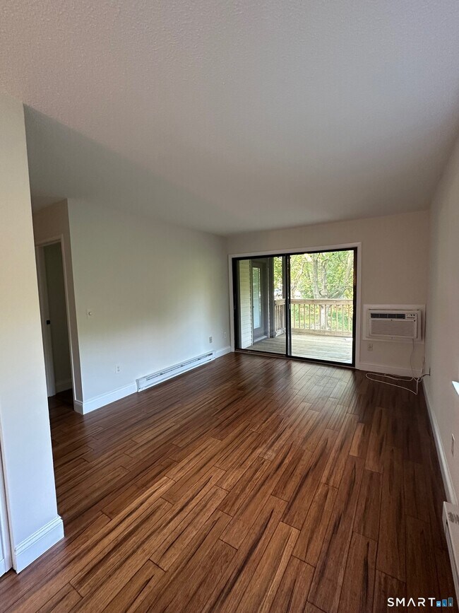 Building Photo - 3699 Broadbridge Ave