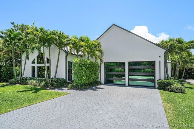 Building Photo - 1275 N Swinton Ave