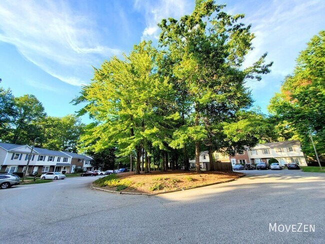 Building Photo - 4233 Baylor St
