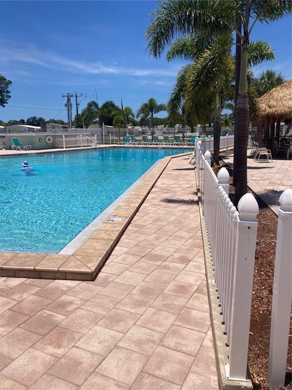 Building Photo - 5161 Boca Raton Ave