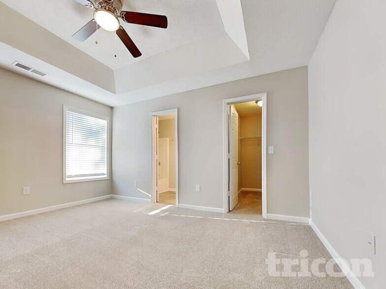 Building Photo - 15 Thrasher Rd