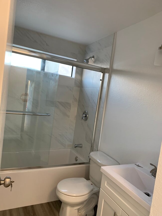 Building Photo - 7751 Newman Ave