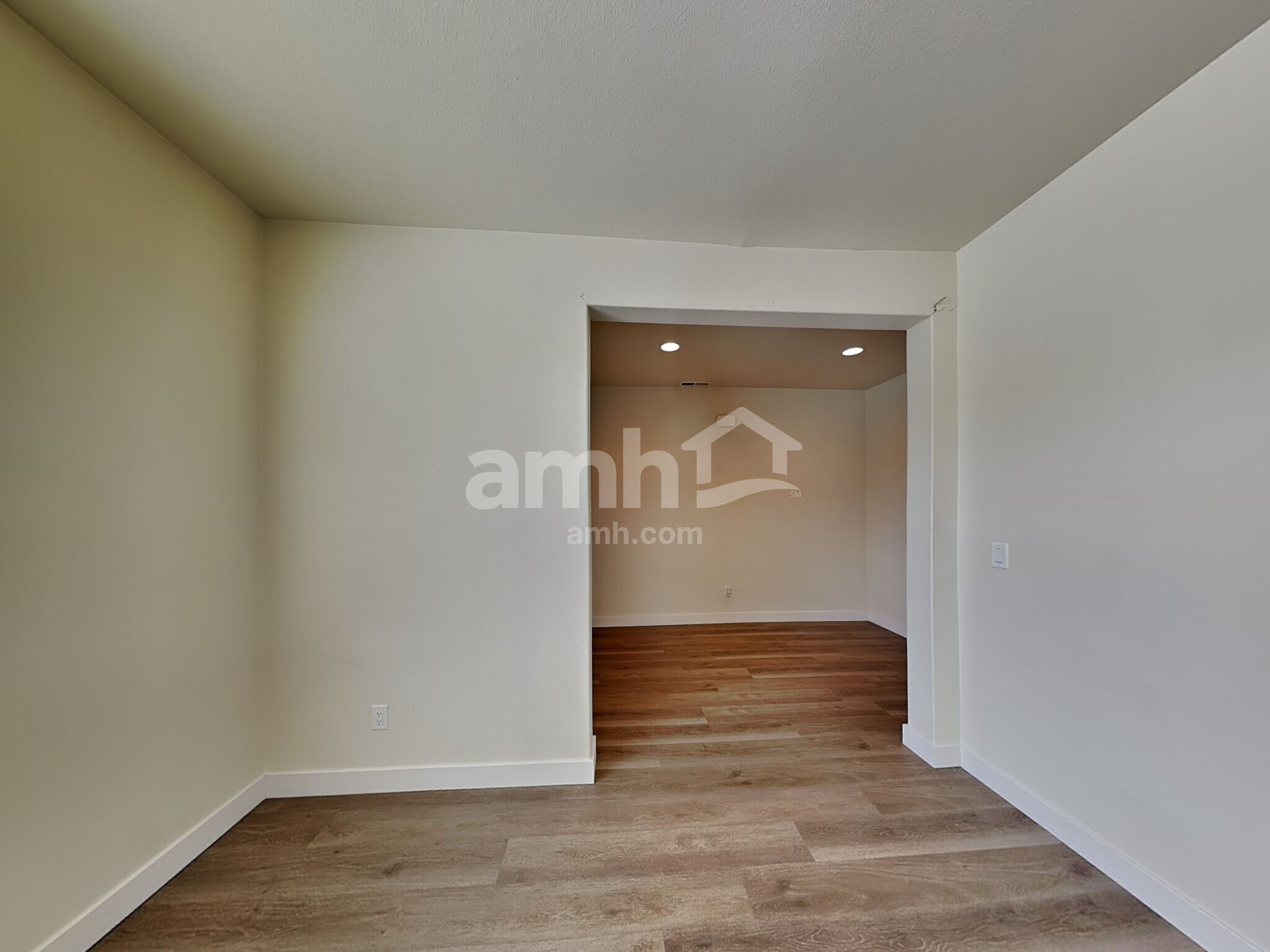 Building Photo - 1719 Blacktail Ln