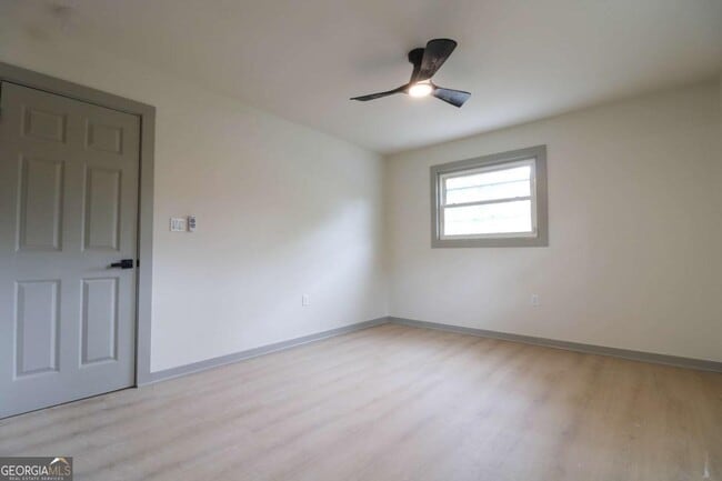 Building Photo - 4396 Greenleaf Cir SW