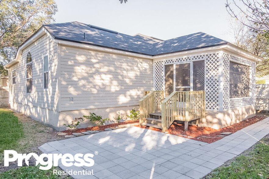 Building Photo - 10439 Brookwood Bluff Rd S