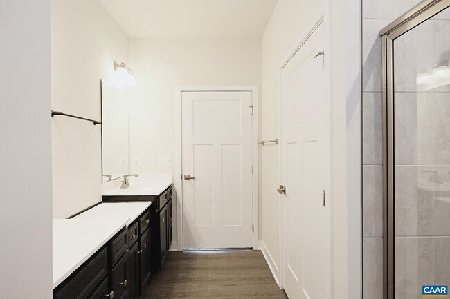 Building Photo - 922 Marsac St