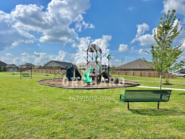 Building Photo - Tontitown - Single-Family Home- Desirable ...