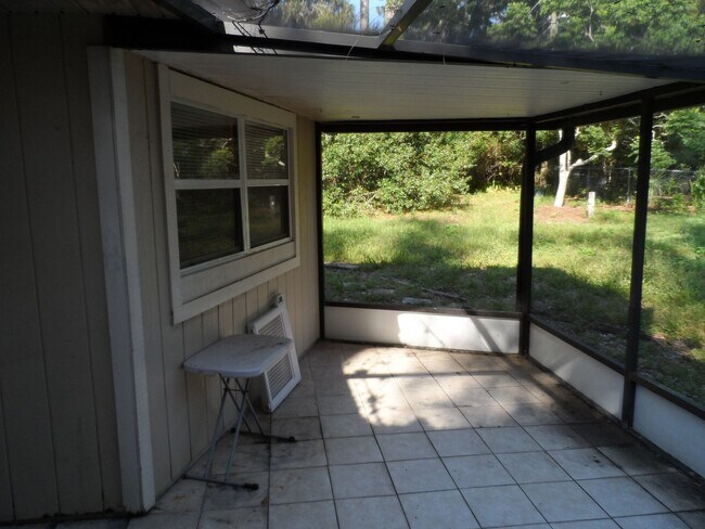 Building Photo - 2950 Norvell Ct