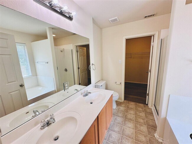 Building Photo - 2205 Boyds Way