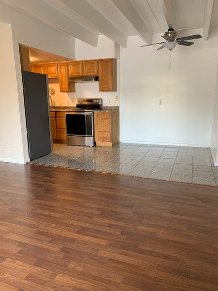 Building Photo - 728 Ohio Pike