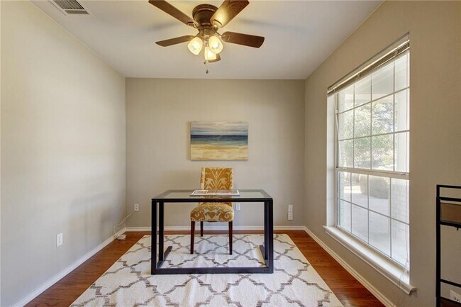 Building Photo - 2926 Wickersham Ln