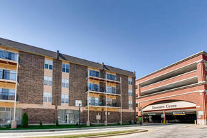 Primary Photo - 5202 Washington St