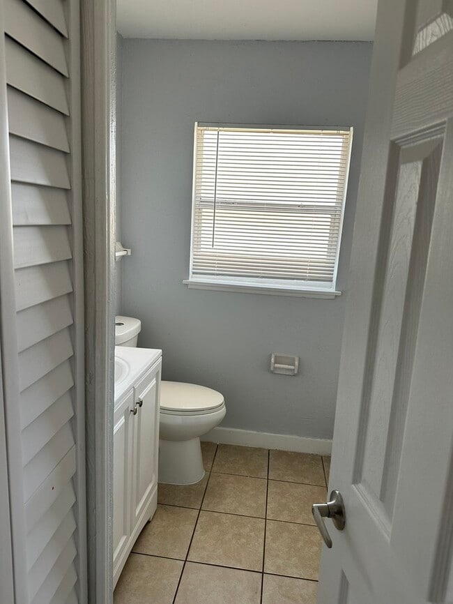 Building Photo - 1428 Morningside Dr