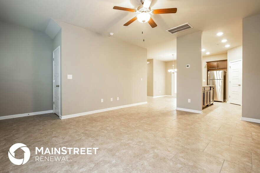 Building Photo - 111 Chyntara Dr