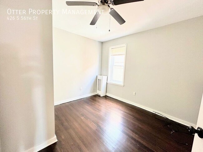 Building Photo - 426 S 56th St