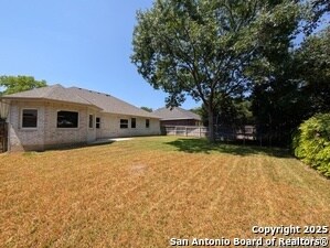 Building Photo - 9311 Llano Verde