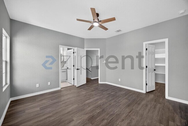 Building Photo - 113 Anderson Ave