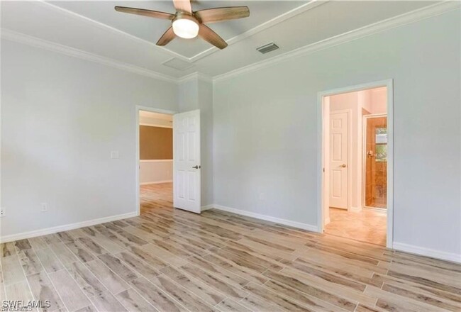 Building Photo - 9170 Woodhurst Dr