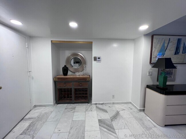 Building Photo - 3610 S Ocean Blvd