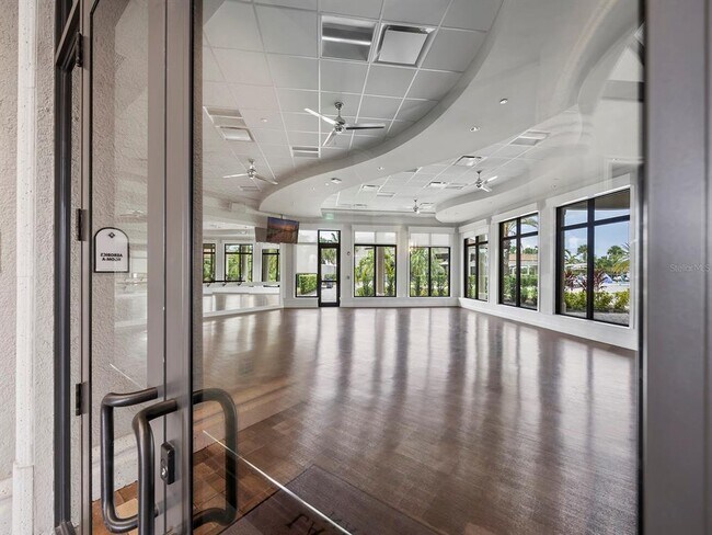 Building Photo - 17118 Vardon Ter