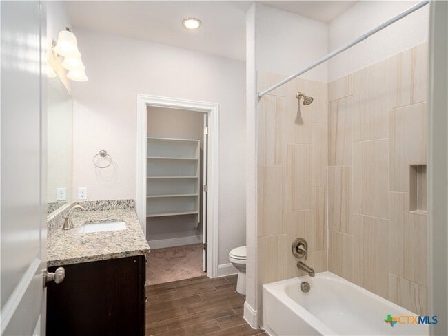 Building Photo - 109 High Dr