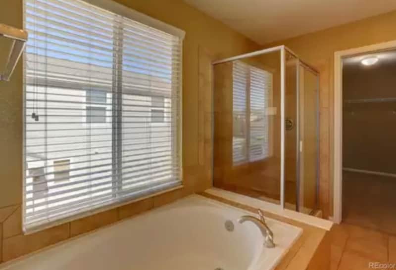 Building Photo - 16805 Trail View Cir