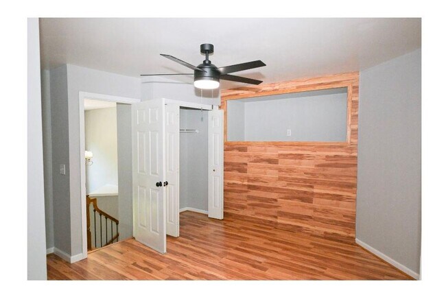 Building Photo - 3885 Waterford Dr
